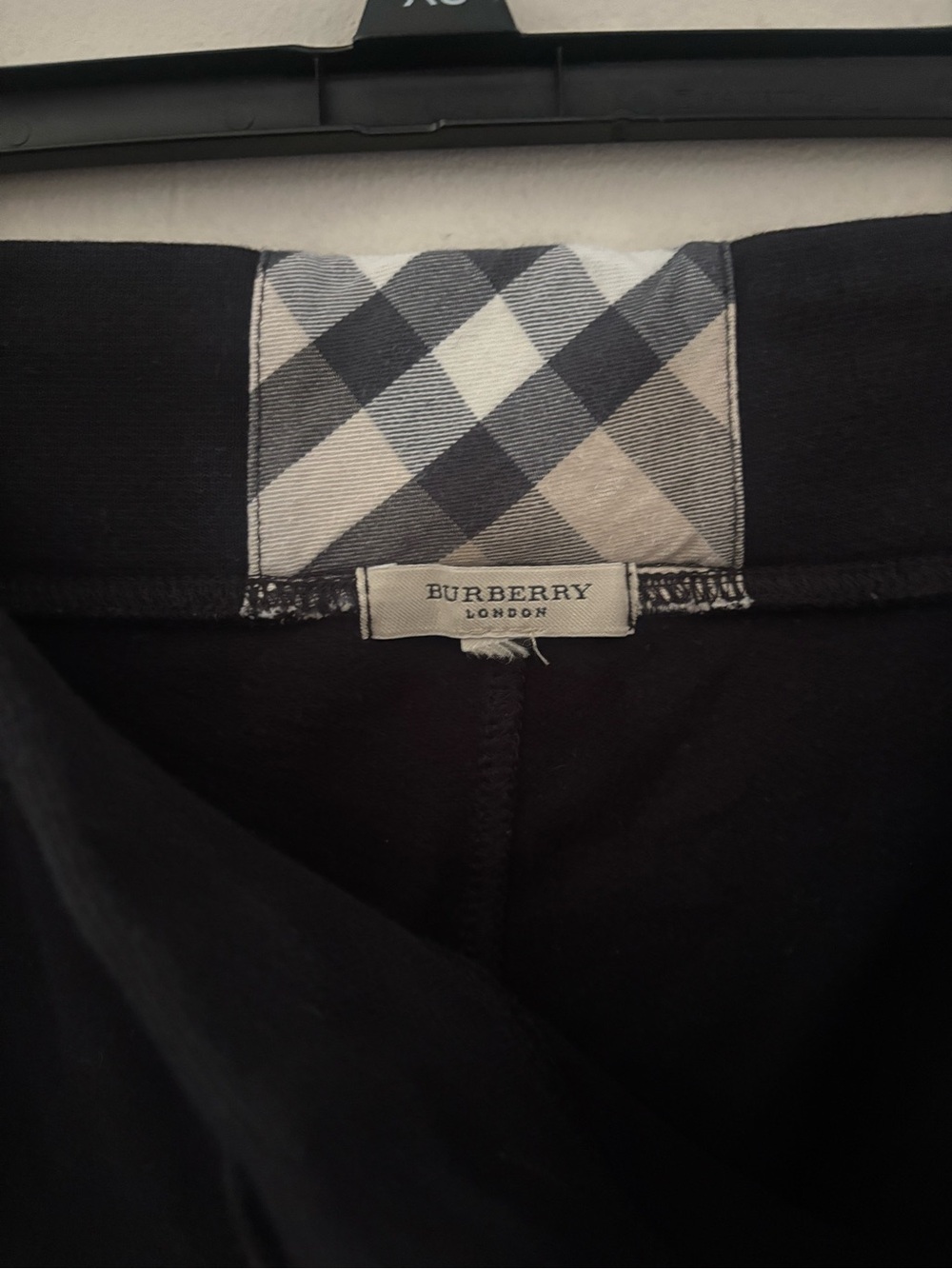 Burberry Sweats Black Pants with Signature Check Waistband - Picture 4 of 5